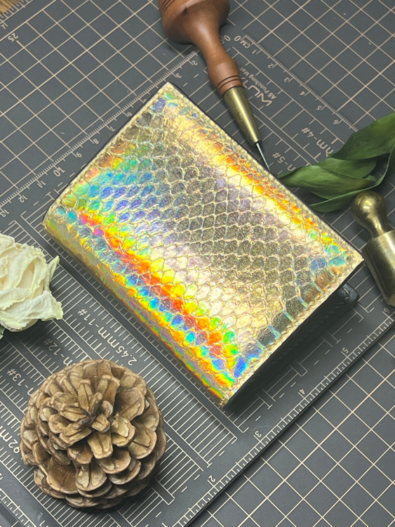 جاکارتی چرمی تاشو بدنه چرم مار دستدوز چرم براتی